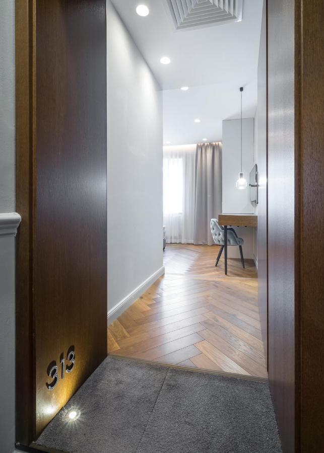 Budapest Eye- Boutique Suites, By Bqa Exterior photo